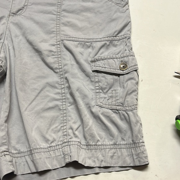 Lee, comfort waistband women’s cargo shorts - Picture 3 of 6